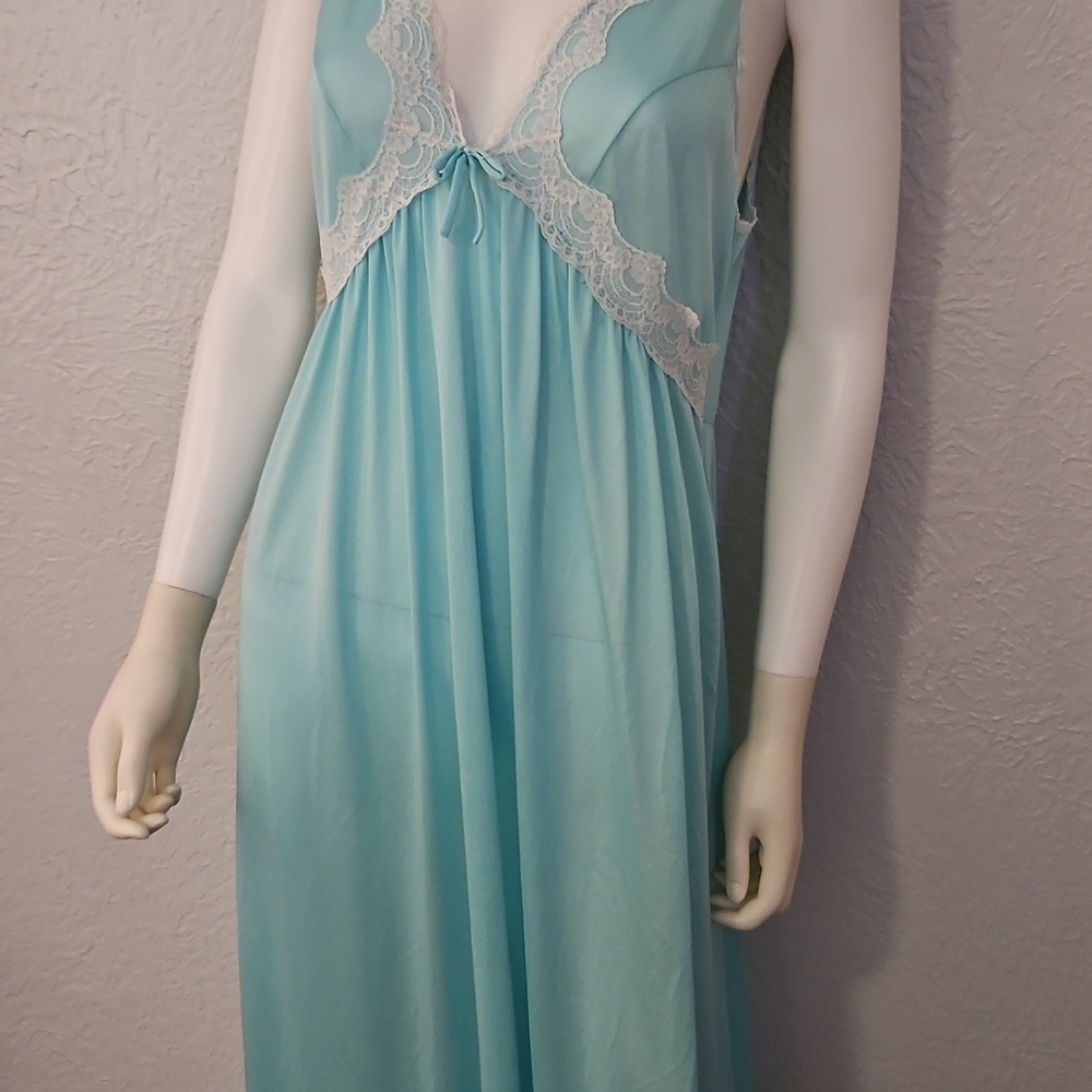 Vintage Union Made 1960s Turquoise Blue Lace Trim Satin Nightgown - Picture 5 of 10